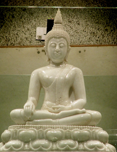 Buddha Statue 450